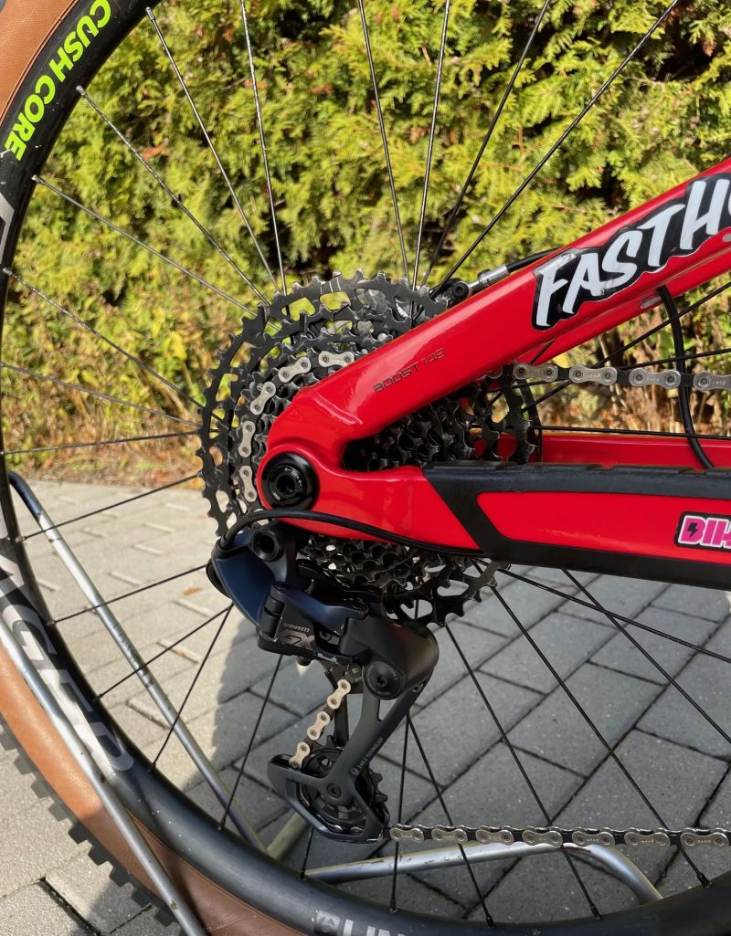 Trek Slash 7