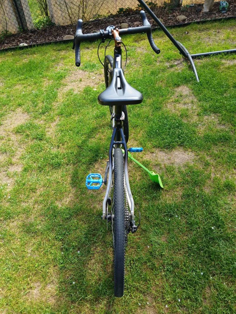 Boardman Adv 8.9