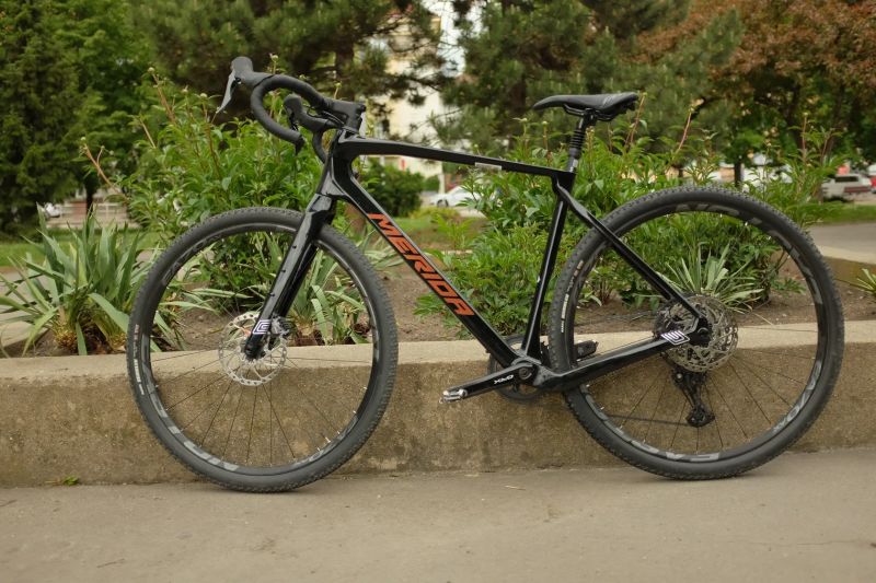 Merida Silex 7000 (vel. M) / Carbon / GRX 820 1x12 / Nájezd 1100 km / Po servisu