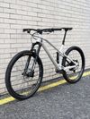 YT Industries IZZO Comp 29", vel. XL, roku 2020