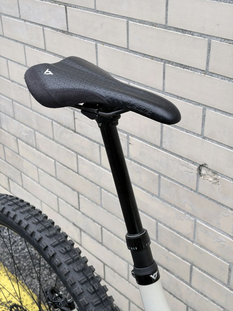 YT Industries IZZO Comp 29", vel. XL, roku 2020