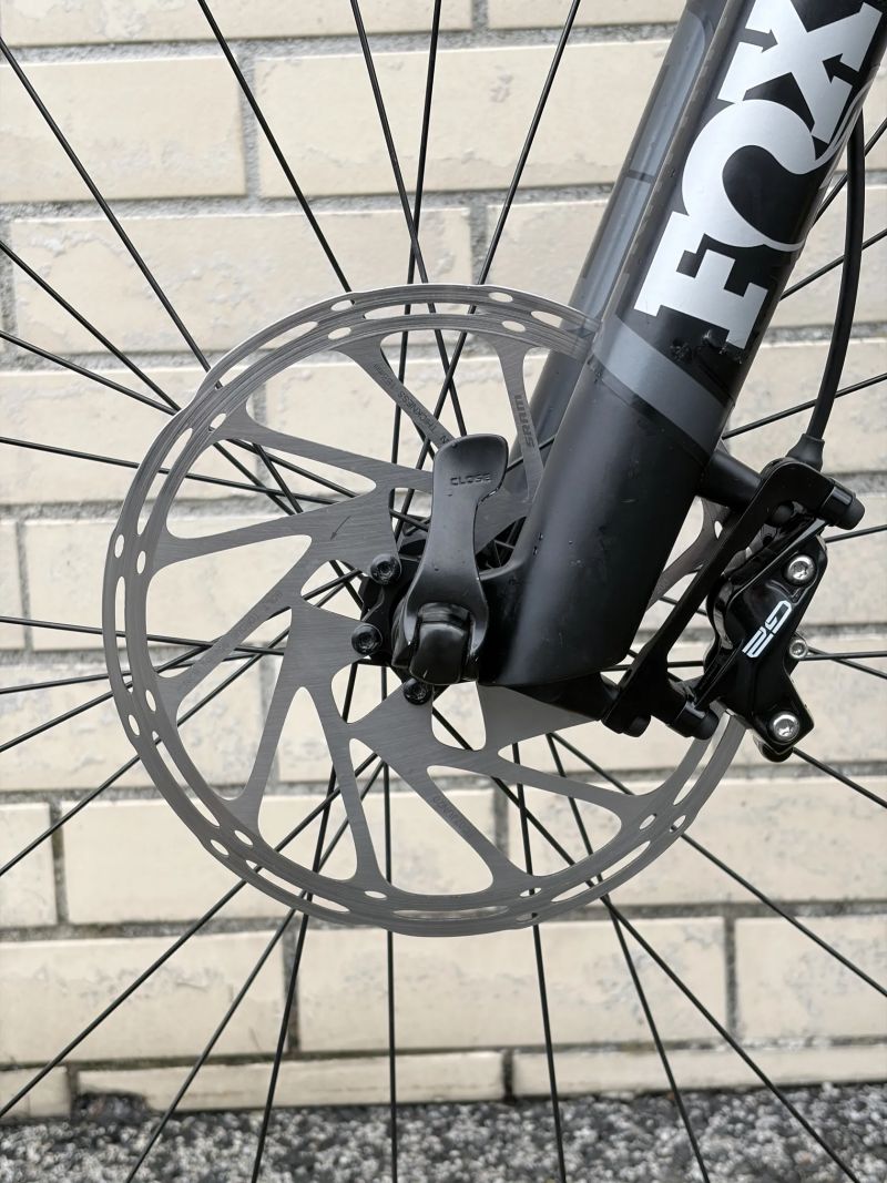 YT Industries IZZO Comp 29", vel. XL, roku 2020