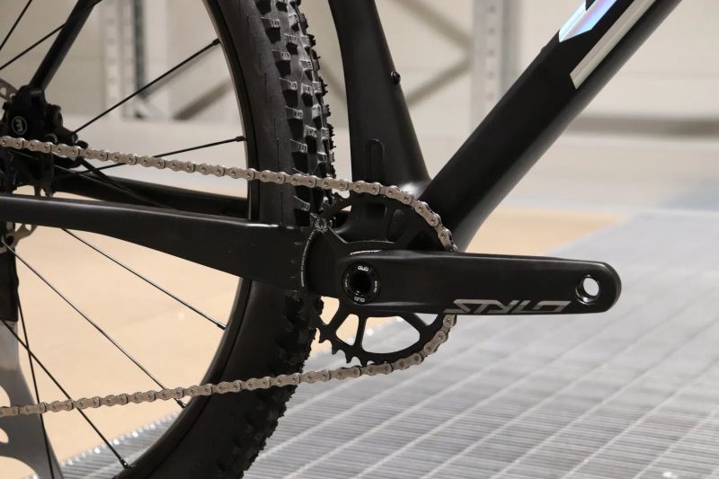 Superior XP CRB 19“ – Nové XC Carbon (10,9 kg)