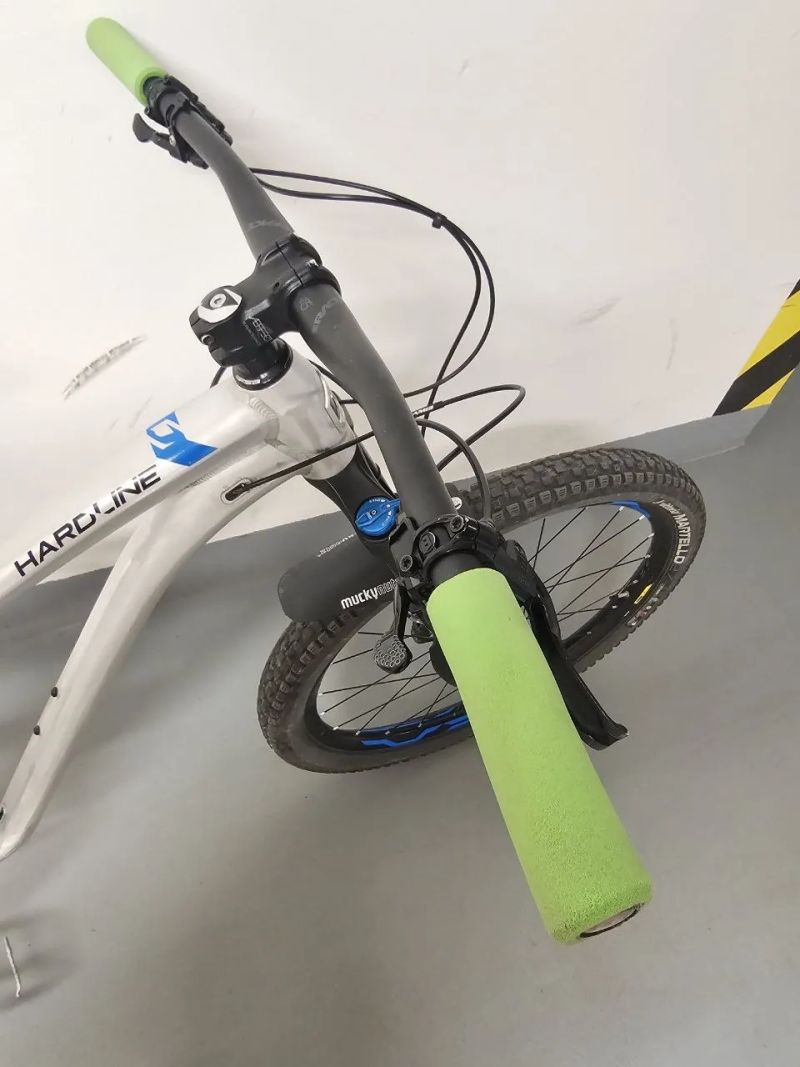 Jamis Hardline A1
