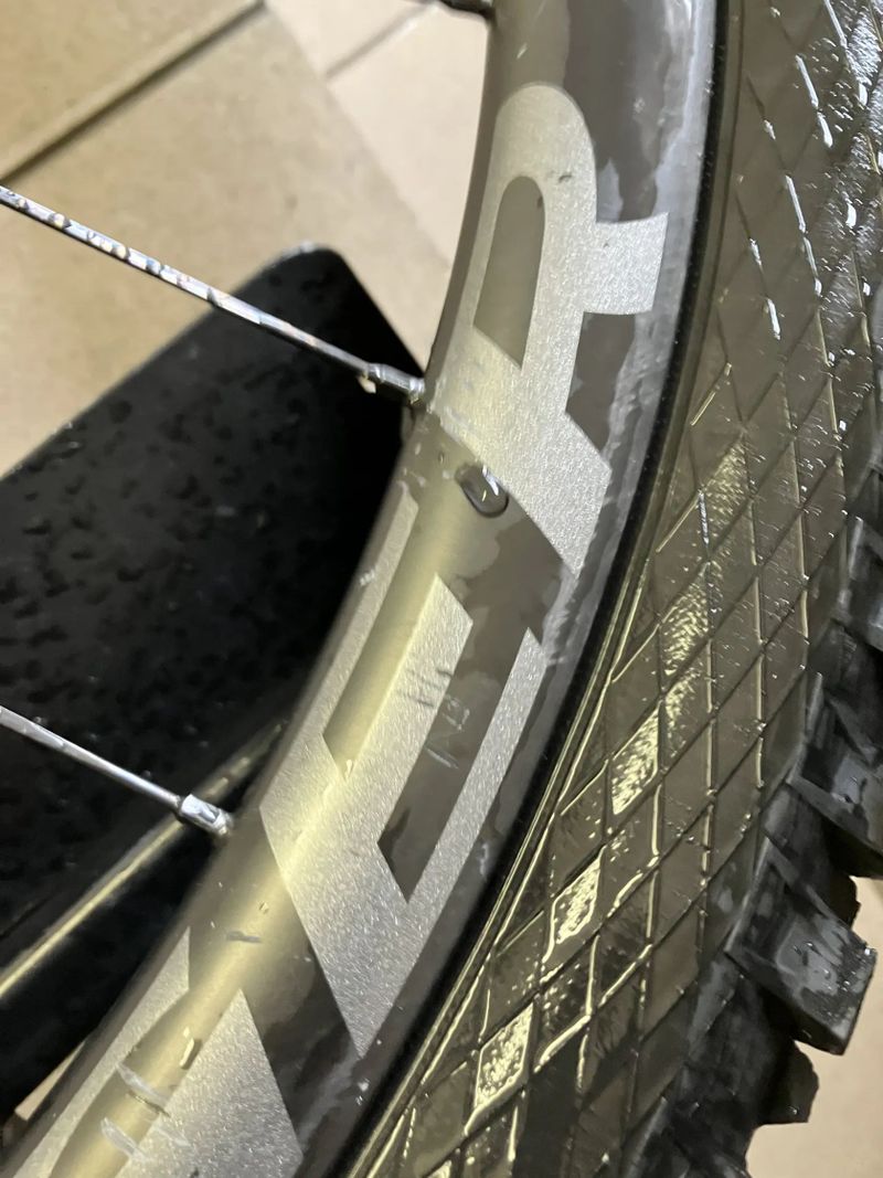 Zadní kolo karbon DT Swiss 29" boost 148x12mm