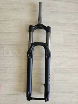 Odpružená vidlice Sava suspension 160mm, 34mm nohy, sundaná z nového E-kola