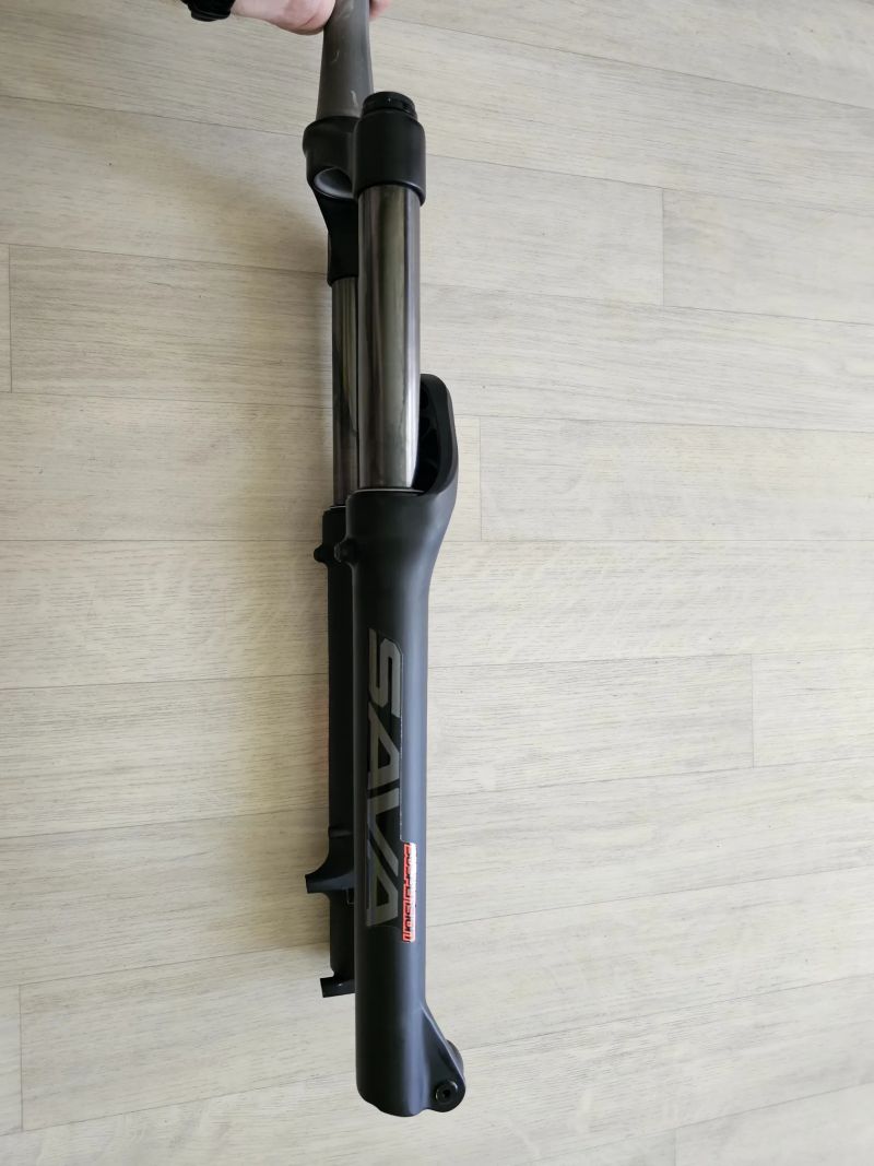 Odpružená vidlice Sava suspension 160mm, 34mm nohy, sundaná z nového E-kola