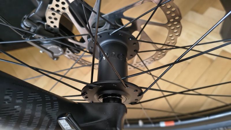 Trek Procaliber 9.7 Grey /vel.L/ Eagle 1x12 / karbonová kola
