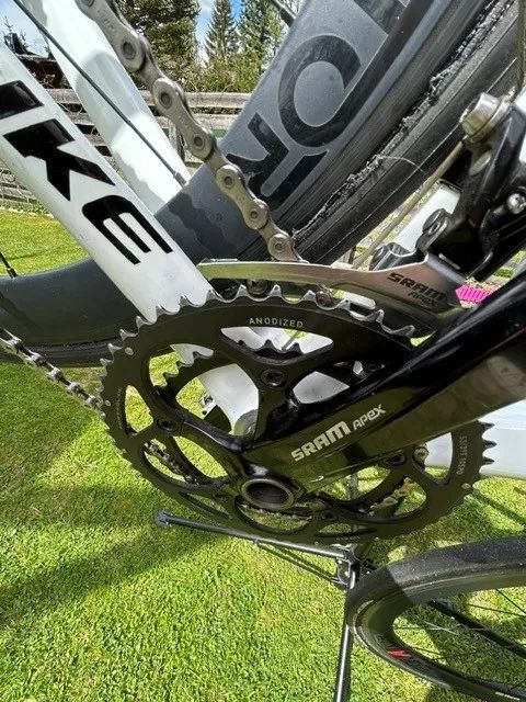 Maxbike Carbon Monocoque