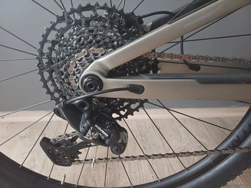 Trek Top Fuel 9.7