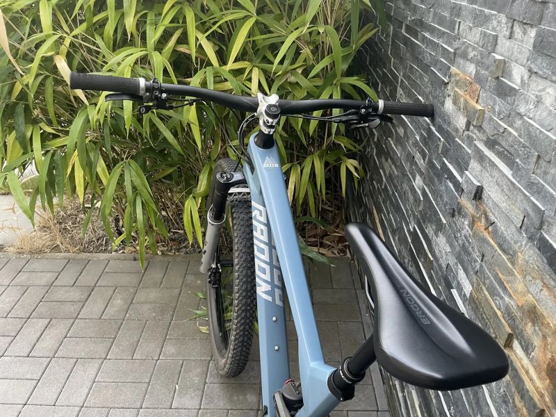 Radon Skeen Trail 9.0