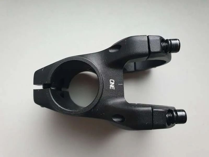 OneUp představec 42mm, na řidítka průměr 35