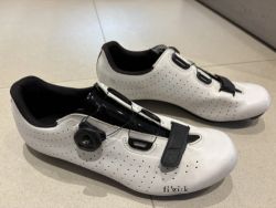 Silniční tretry Fizik Tempo Overcurve R5, BOA, vel. 43 / 277mm