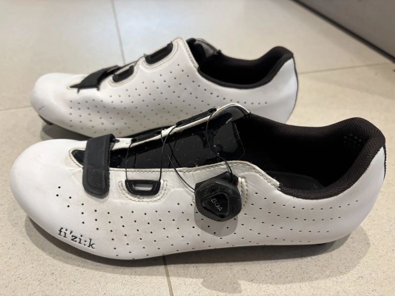 Silniční tretry Fizik Tempo Overcurve R5, BOA, vel. 43 / 277mm
