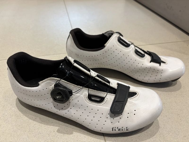 Silniční tretry Fizik Tempo Overcurve R5, BOA, vel. 43 / 277mm