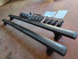 Příčníky Thule WinBar Evo černé 150cm, vč. patek a krytů - kompletní sada