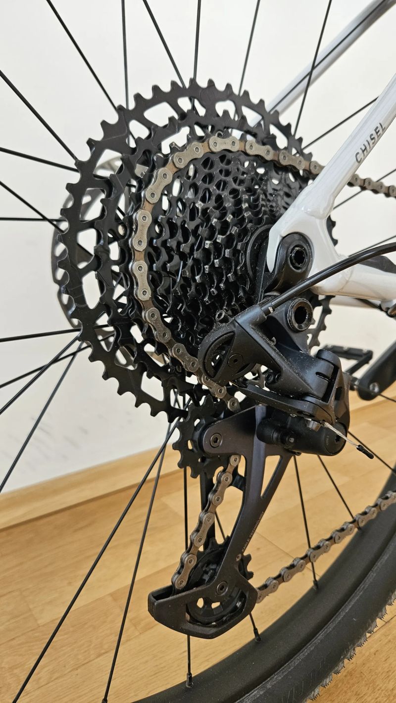 Horské kolo Specialized Chisel - zakoupeno 3-2026 !
