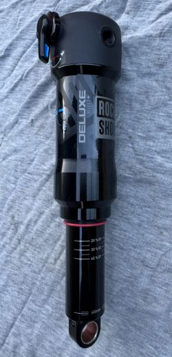 Tlumič Rock Shox Deluxe Select +
