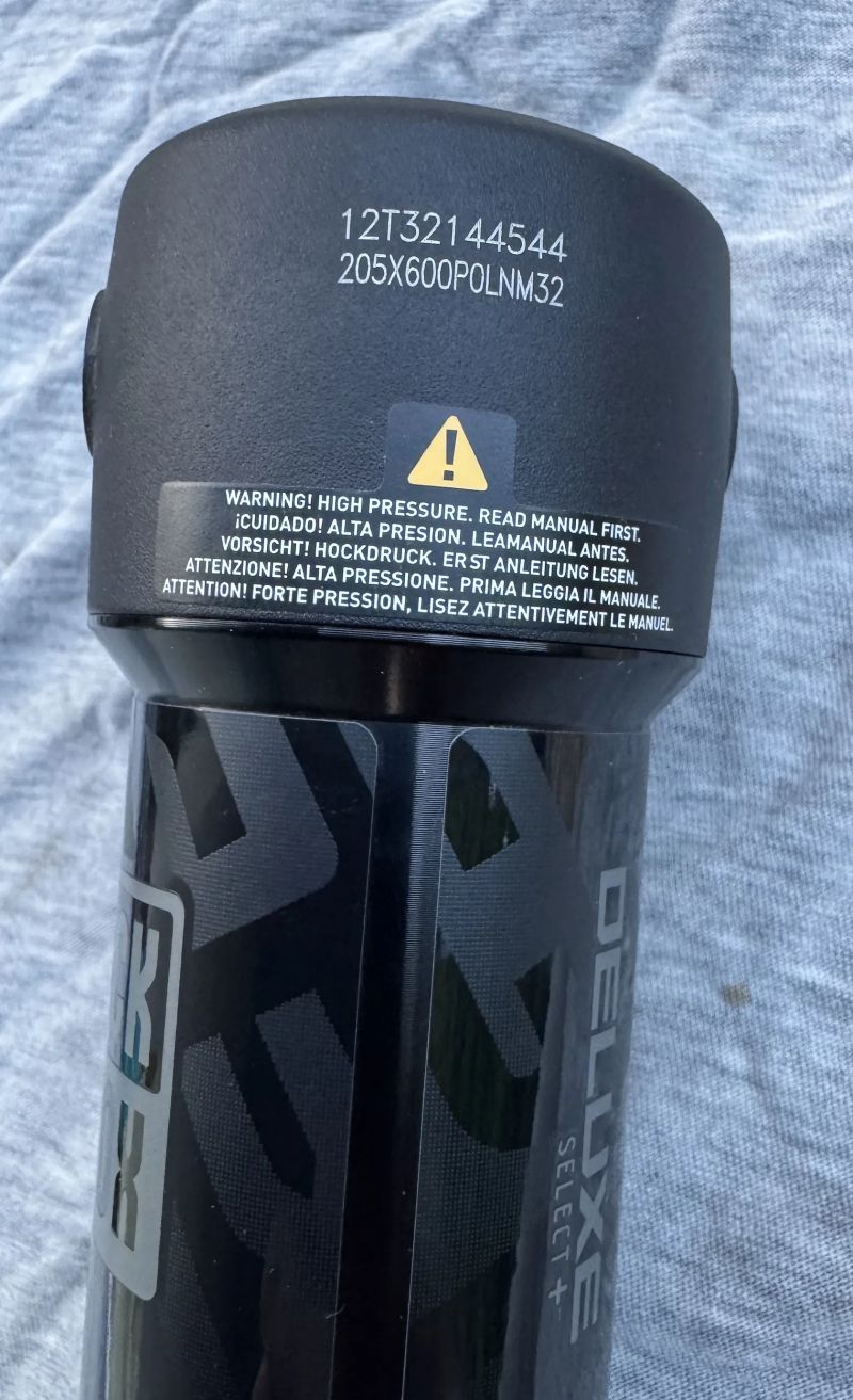 Tlumič Rock Shox Deluxe Select +