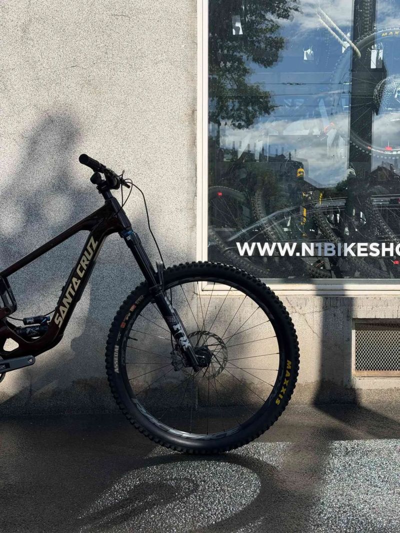 Santa Cruz Bronson 5 C MX 25 MD ROOTBEER GX AXS