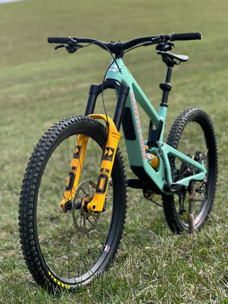 Santa Cruz Nomad V6