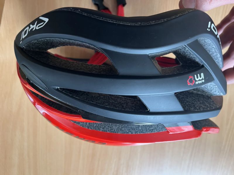 Cyklistická helma Ekoi Corsa light