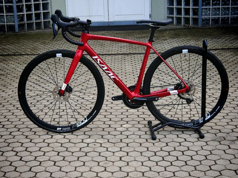 Isaac Vitron Carbon