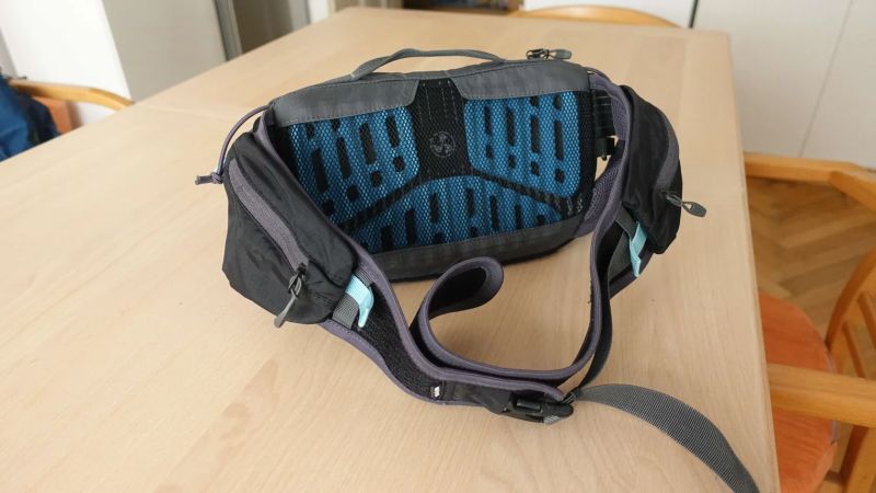 Evoc ledvinka HIP Pack Pro 3l
