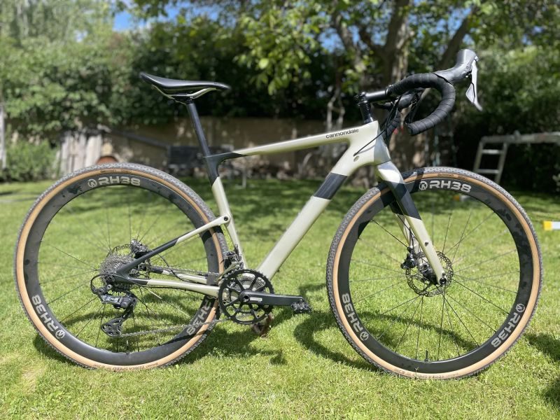 Cannondale Topstone Carbon vel. S, r.2021, 2 sady kol