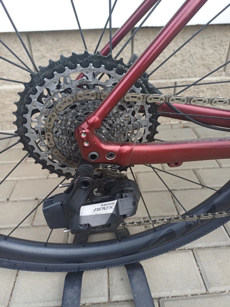 Specialized Diverge Comp+karbonová kola+Sram APEX AXS