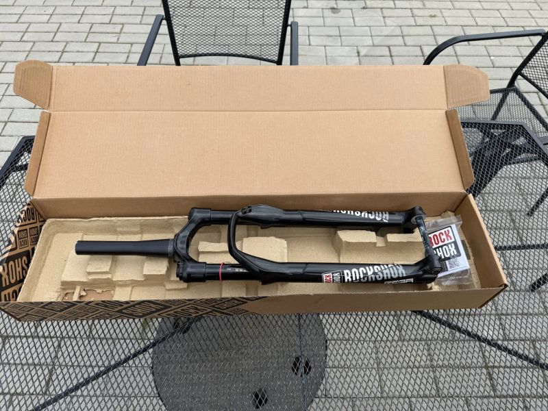 Rock Shox Reba SL29 100mm / 15x100