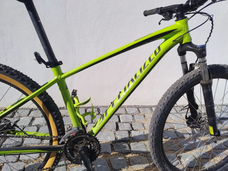 Specialized pitch Men's sport 27,5 vel. M - hyper green/black - po servisu