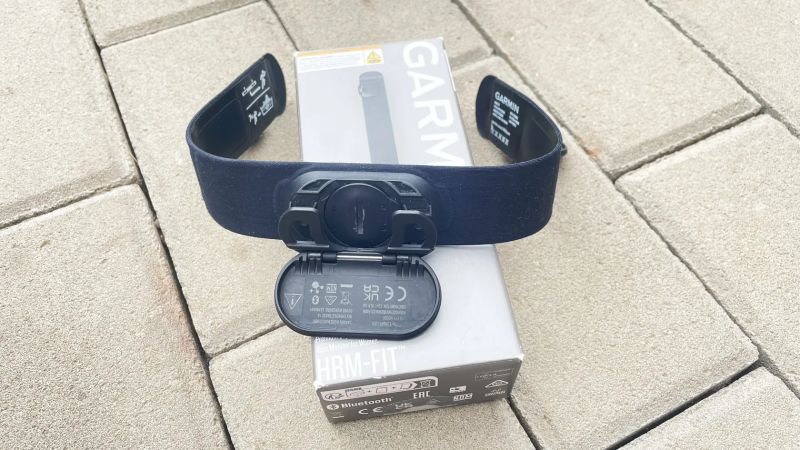 Hrudní snímač tepu Garmin HRM-FIT