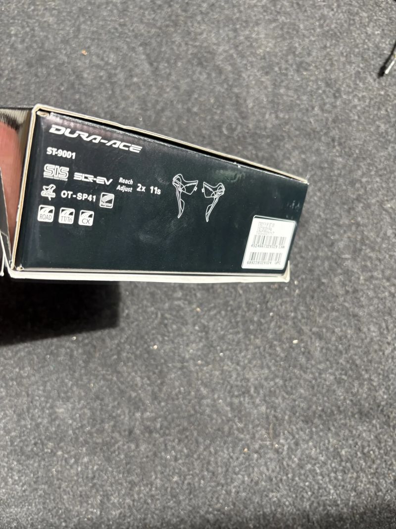 Řadící a brzdové páky Shimano Dura-Ace Di2 ST-9070 2x11 mechanické