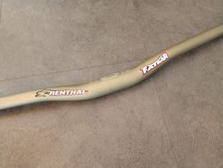 Renthal Fatbar 31,8/770 + packeta ZDARMA