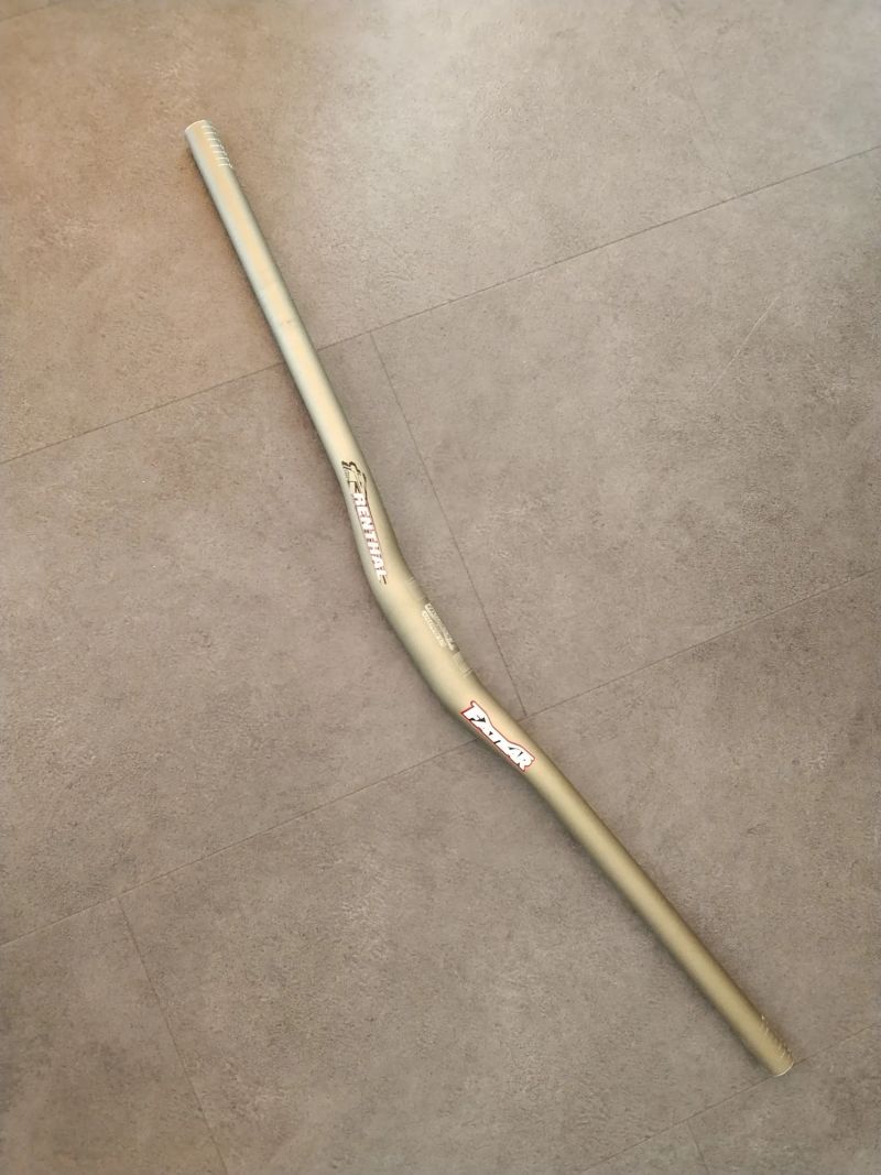 Renthal Fatbar 31,8/770 + packeta ZDARMA