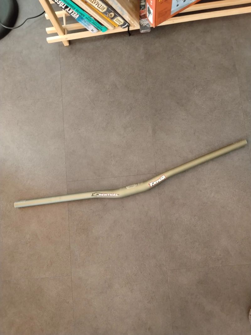 Renthal Fatbar 31,8/770 + packeta ZDARMA