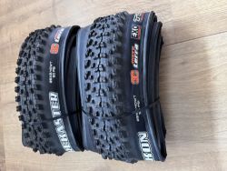 Plášt Maxxis Rekon a Maxxis Forekaster 29x2,4 WT EXO TR 3C
