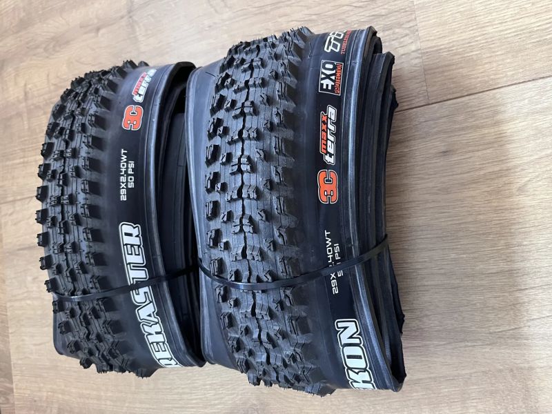Plášt Maxxis Rekon a Maxxis Forekaster 29x2,4 WT EXO TR 3C