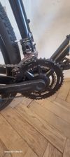 GIANT REVOLT 2023r