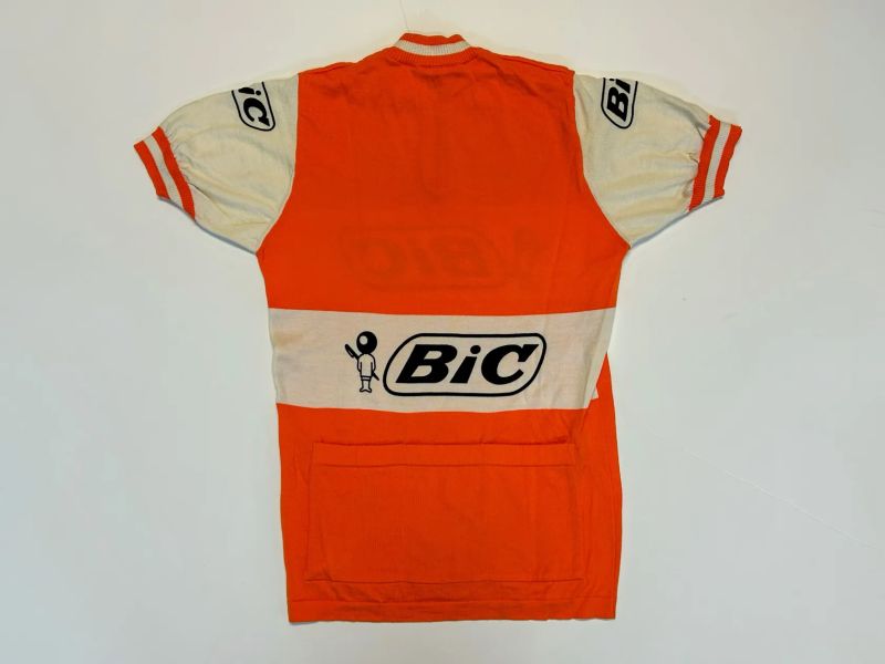 vintage vlněny pletený dres Brooklyn Team 1975 velikost L 