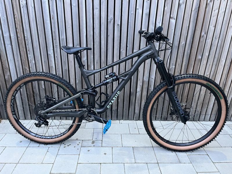 Specialized Status 160