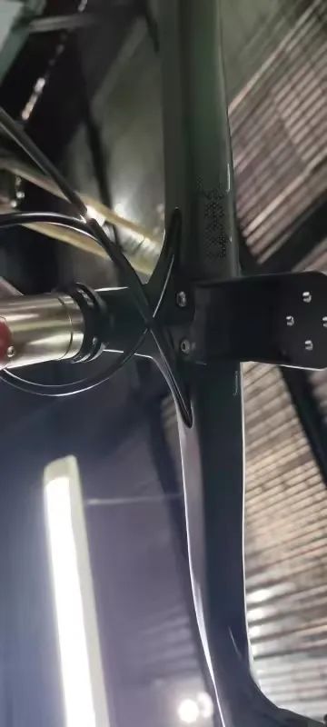 Prodám řídítka rozměr - 420mm 90mm 28,6mm ALANERA Carbon Road Handlebar Super Light