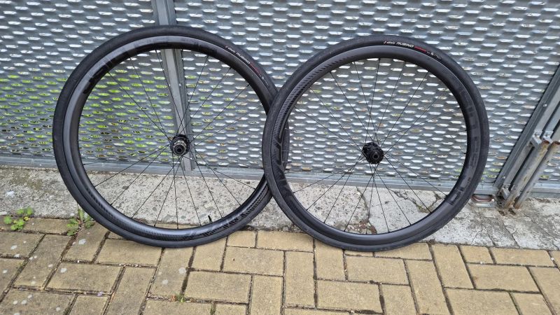 Novatec Brave Carbon Disc R35