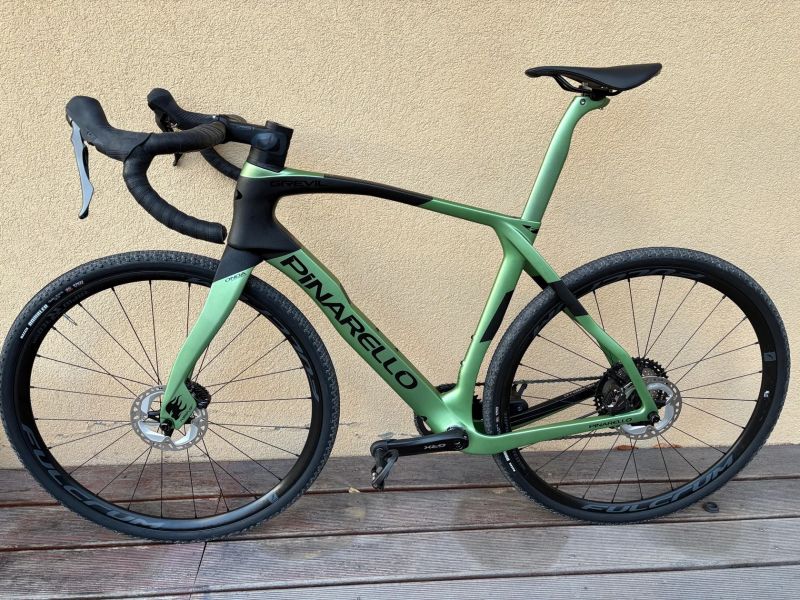 Pinarello Grevil F7 | vel.550 |