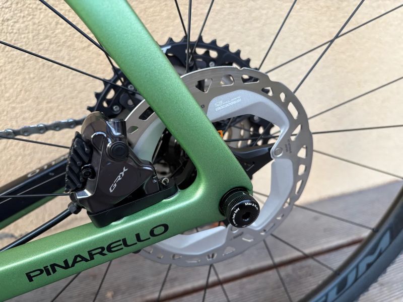 Pinarello Grevil F7 | vel.550 |