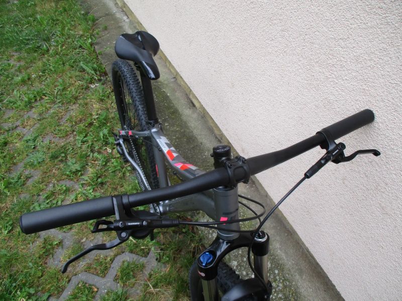 Nové dámské 27,5" kolo Maxbike M507D 15", vzduch. vidlice Suntour XCR, Deore 1x11