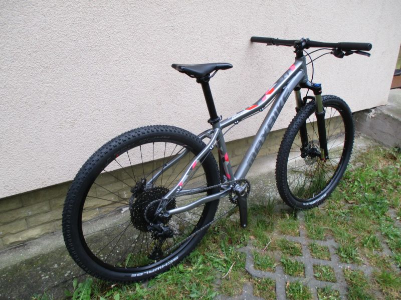 Nové dámské 27,5" kolo Maxbike M507D 15", vzduch. vidlice Suntour XCR, Deore 1x11