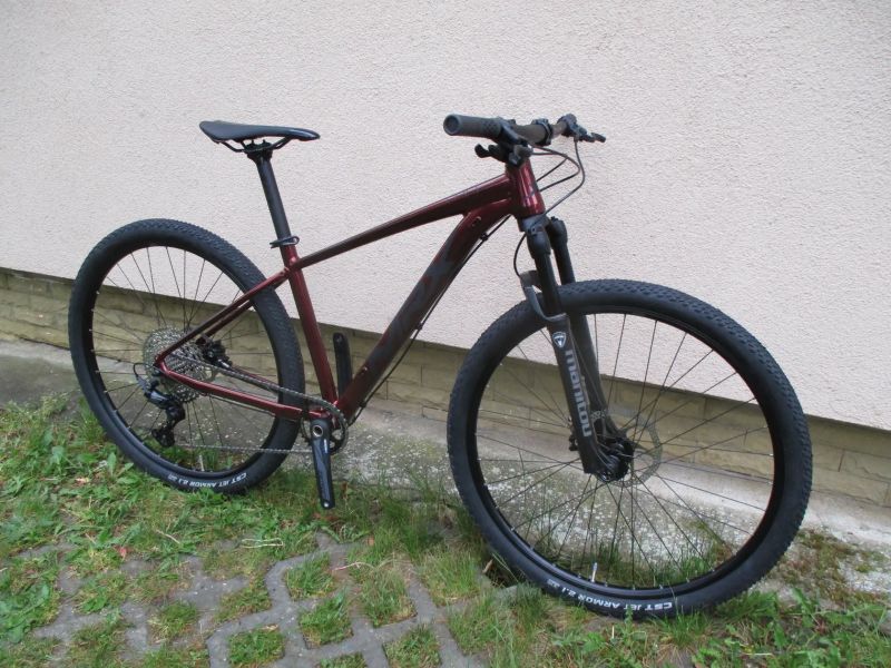 Nové 29" kolo na rámu MRX Sport 17", vzduch. vidlice Manitou Markhor, Shimano Deore 1x12, pevná osa