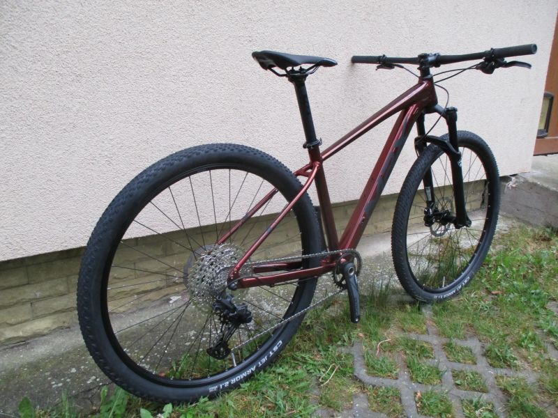 Nové 29" kolo na rámu MRX Sport 17", vzduch. vidlice Manitou Markhor, Shimano Deore 1x12, pevná osa